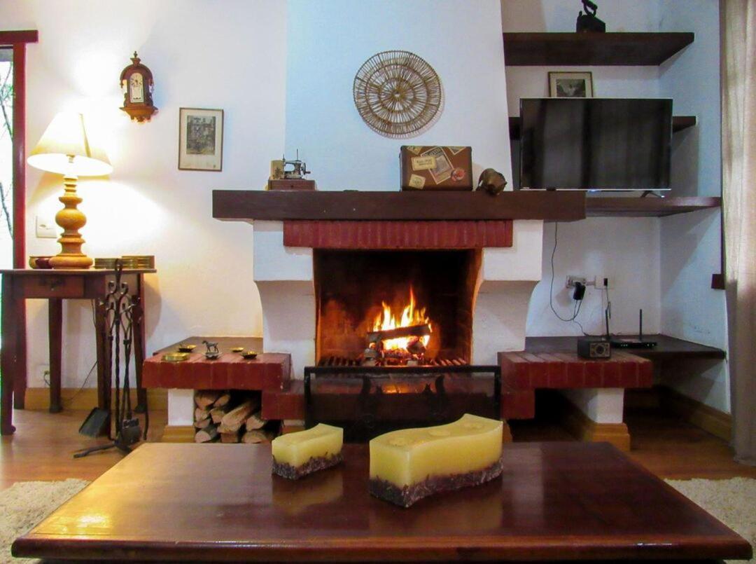 Villa Chale Com Lareira E Wi-Fi Em Campos Do Jordao - Sp Esterno foto